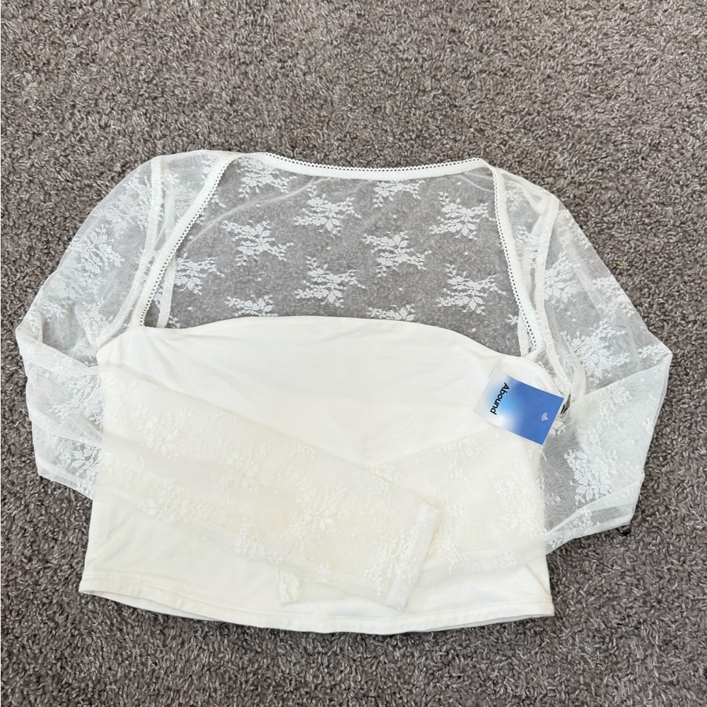 Women’s Lace Sleeve White Crop Top